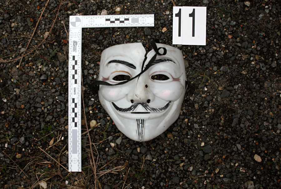 Maska Pierota pomohla při objasnění vloupání